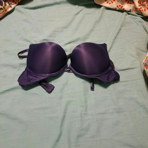 Victoria Secret bombshell bra