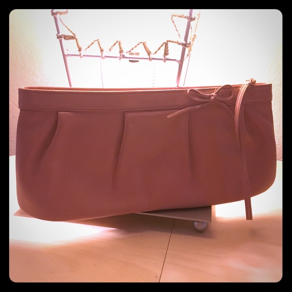 Small pink genuine leather purse