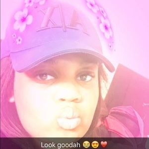 Meet your Posher, Nadeja