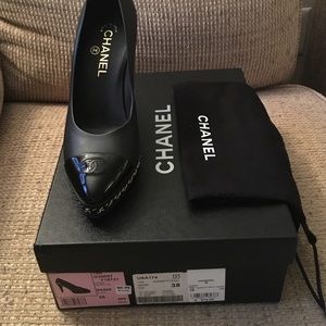 Chanel pumps