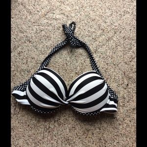 B&W Large swimsuit top NWOT
