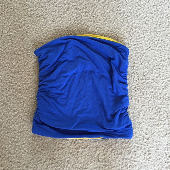 VS Reversible Rouched Tube Crop Top