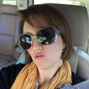 Meet your Posher, Leanne