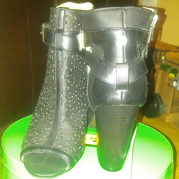 Laser cut peep toe booties