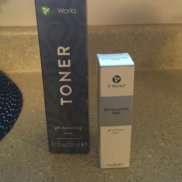 PH toner & exfoliating peel bundle