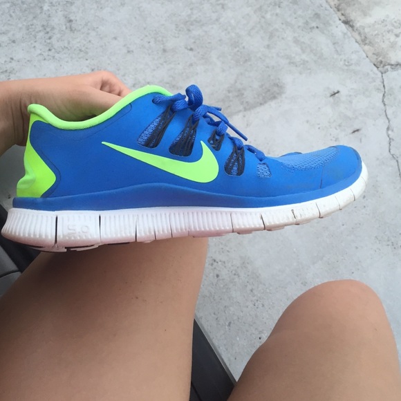 Nike free runs