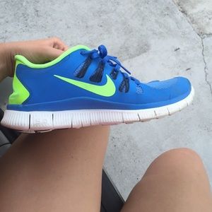 Nike free runs