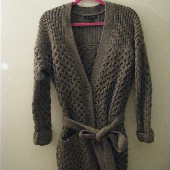 Knee length army green Italian yarn cardigan