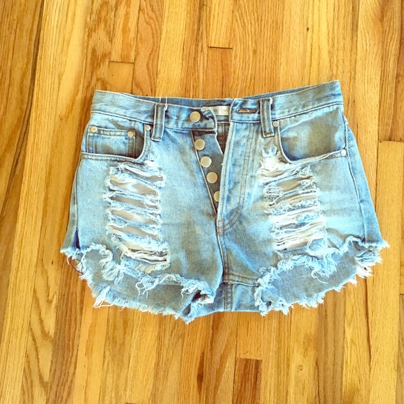 MINKPINK high waisted jean shorts *SOLD* - Picture 1 of 4