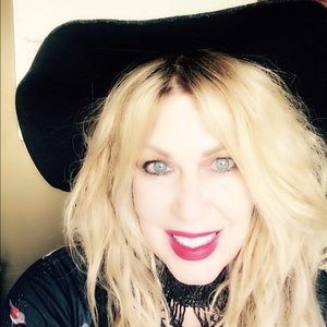 Meet your Posher, Patrice