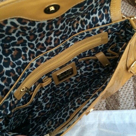 Maxx New York Patent Leather Handbag - Picture 3 of 8