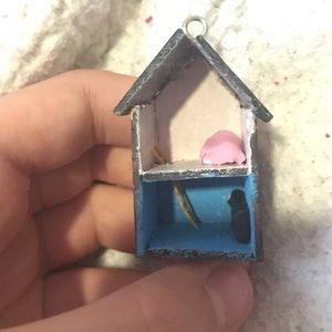 I tiny doll house charm that I made