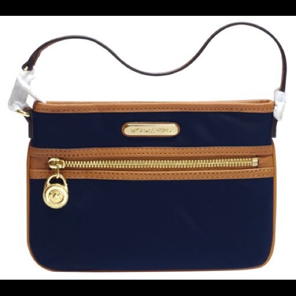 NWOT- Michael Kors Wristlet/ Clutch