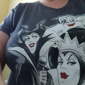 Meet your Posher, Claudia