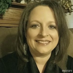 Meet your Posher, Delores