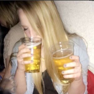 Meet your Posher, Layna