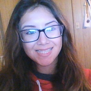 Meet your Posher, Roxanna