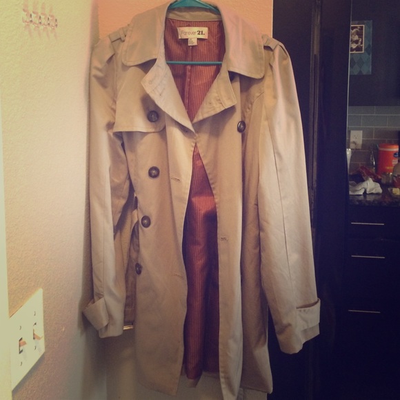 Lightweight Classic Raincoat