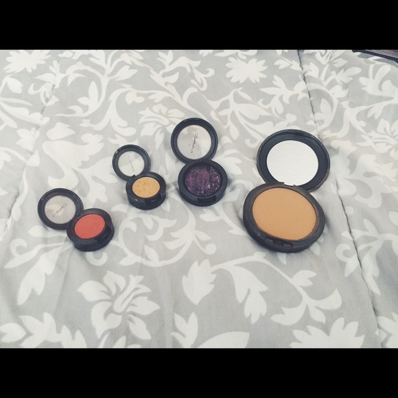 MAC Cosmetics Bundle