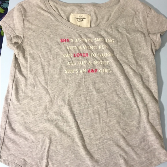 ❌SOLD❌ Abercrombie and Fitch Short Sleeve Tee