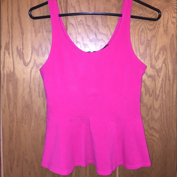 Express Tops - Bright pink tank top