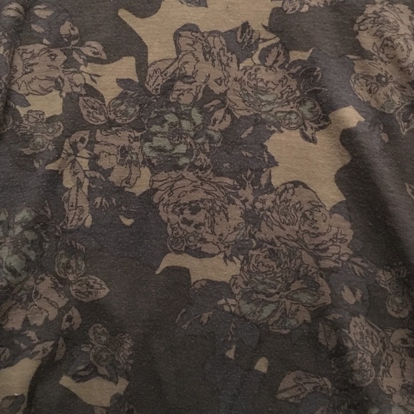 Muscle Tank - Picture 2 of 3