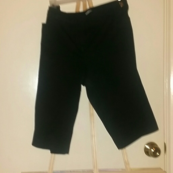 New York  and Co. Bermudas