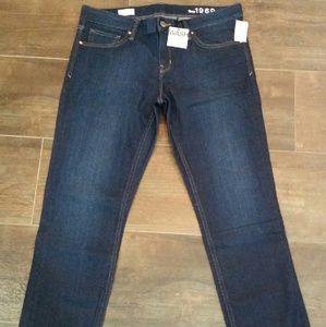 NWT GAP 1969 Jeans Size Real Straight Size 31s