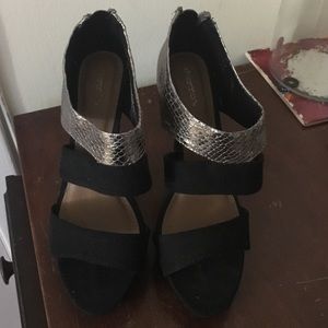 Xhilaration black and pewter (dark silver) heels