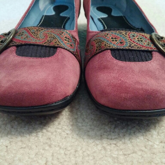 Indigo by Clarks Suede Flats