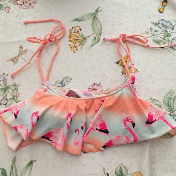 Victoria Secret Pink Flamingo Flounce Top