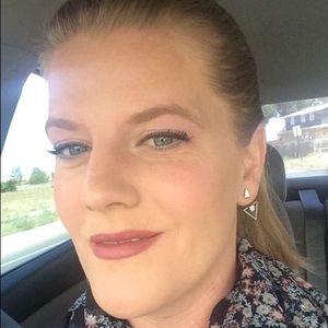 Meet your Posher, Kellie