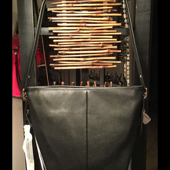 COACH DUFFLETTE IN PEBBLE LEATHER - Picture 3 of 4