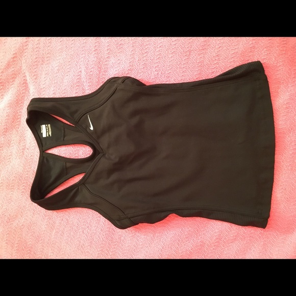 Nike workout top