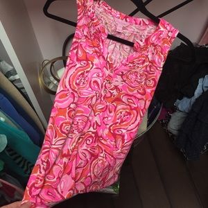 Lilly Pulitzer Essie top. worn & washed once