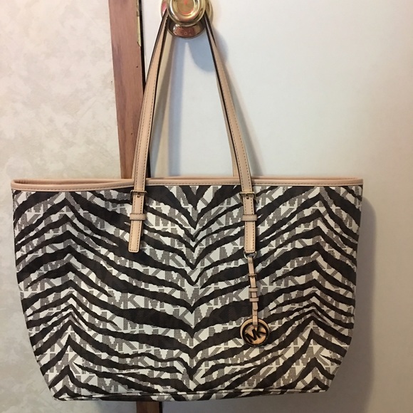 Michael Kors tote