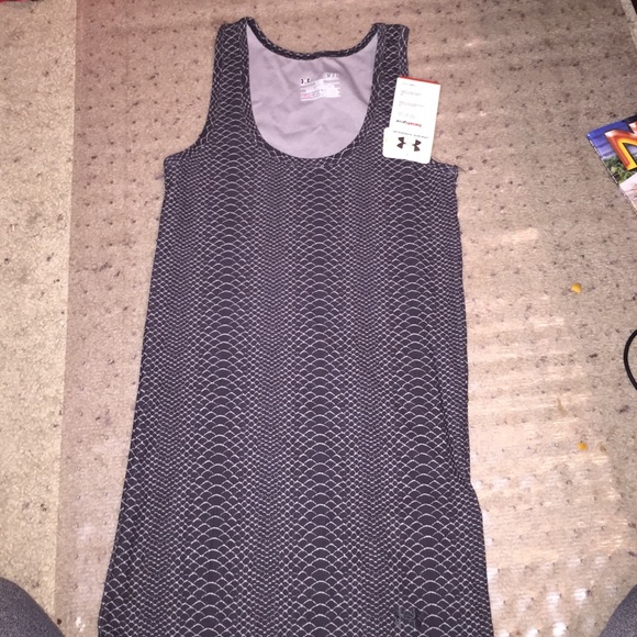 Women's under armour tank top