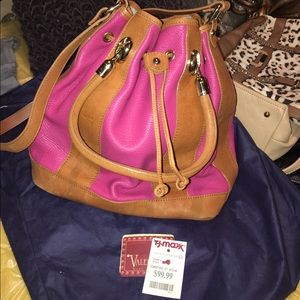 Bucket bag