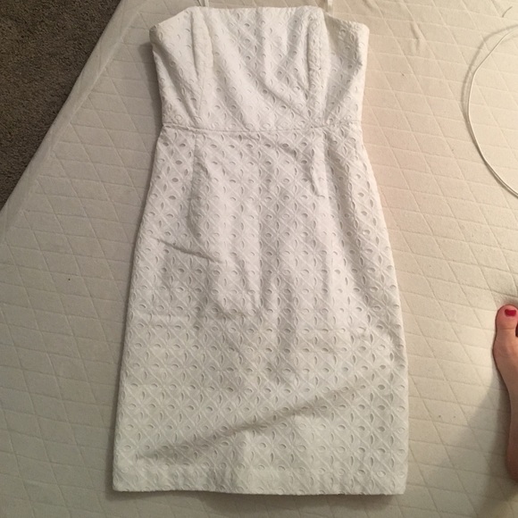Strapless vineyard vines dress