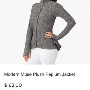 Beyond Yoga jacket size small. Never worn
