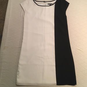 Express black and white dress