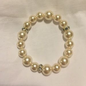 Pearl and bling bracelet