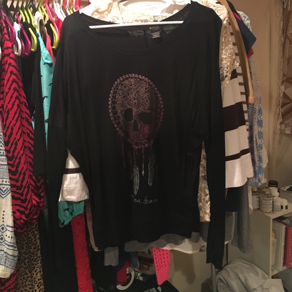 Skull long sleeved shirt