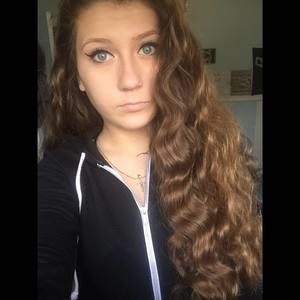 Meet your Posher, Jacqueline