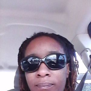 Meet your Posher, Monica