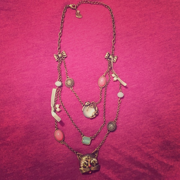 Betsey Johnson cat necklace