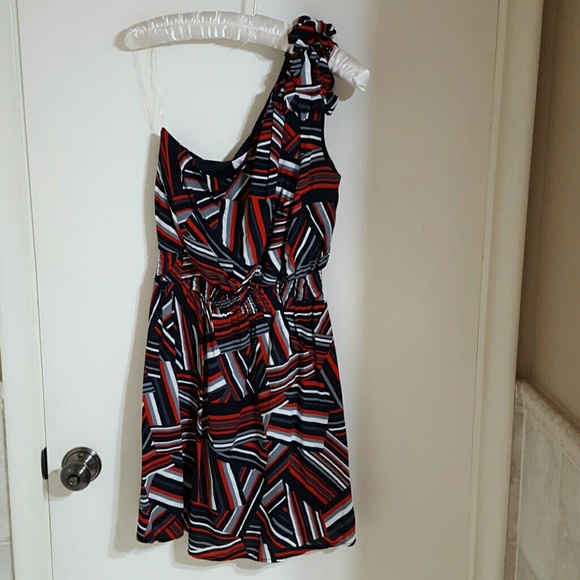 One shoulder dress