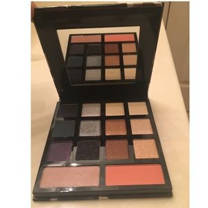 Brand new Sephora 14 shades neutral eyeshadows