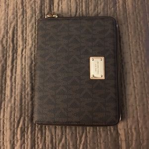 MK Ipad cover
