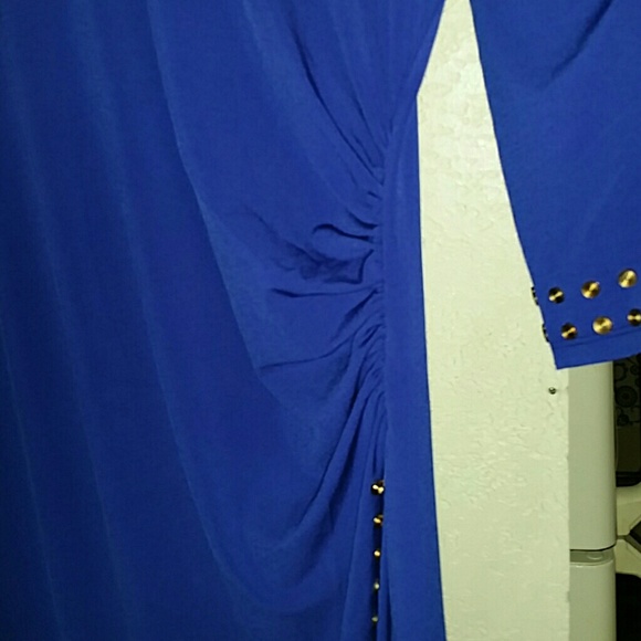 Dress - Picture 4 of 4